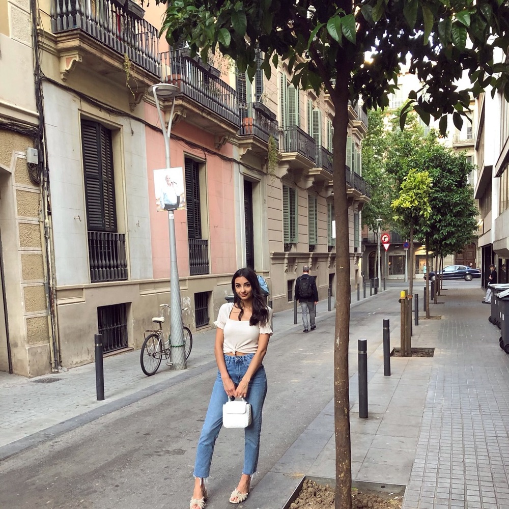 Meet your Posher, Meagan